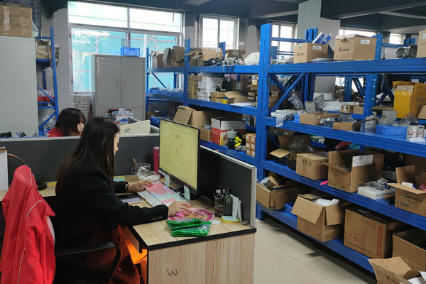 視覺點膠機(jī).jpg 視覺點膠機(jī).jpg