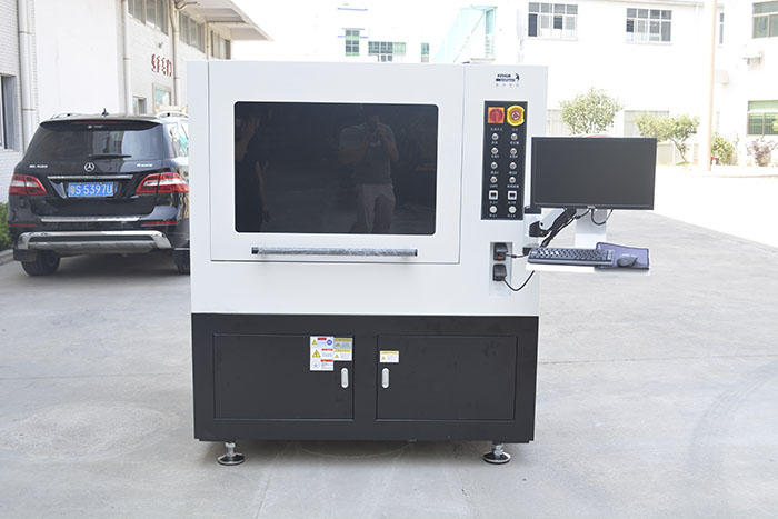 1675151638485484.jpg 在線式視覺點膠機(jī)700.jpg